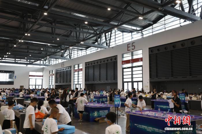 深入剖析关键比赛，洞悉球队战术部署。 - jiuyou
